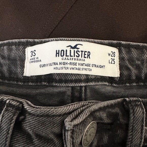 Hollister Curvy Ultra High‎ Rise Vintage Straight Distressed - Picture 3 of 4